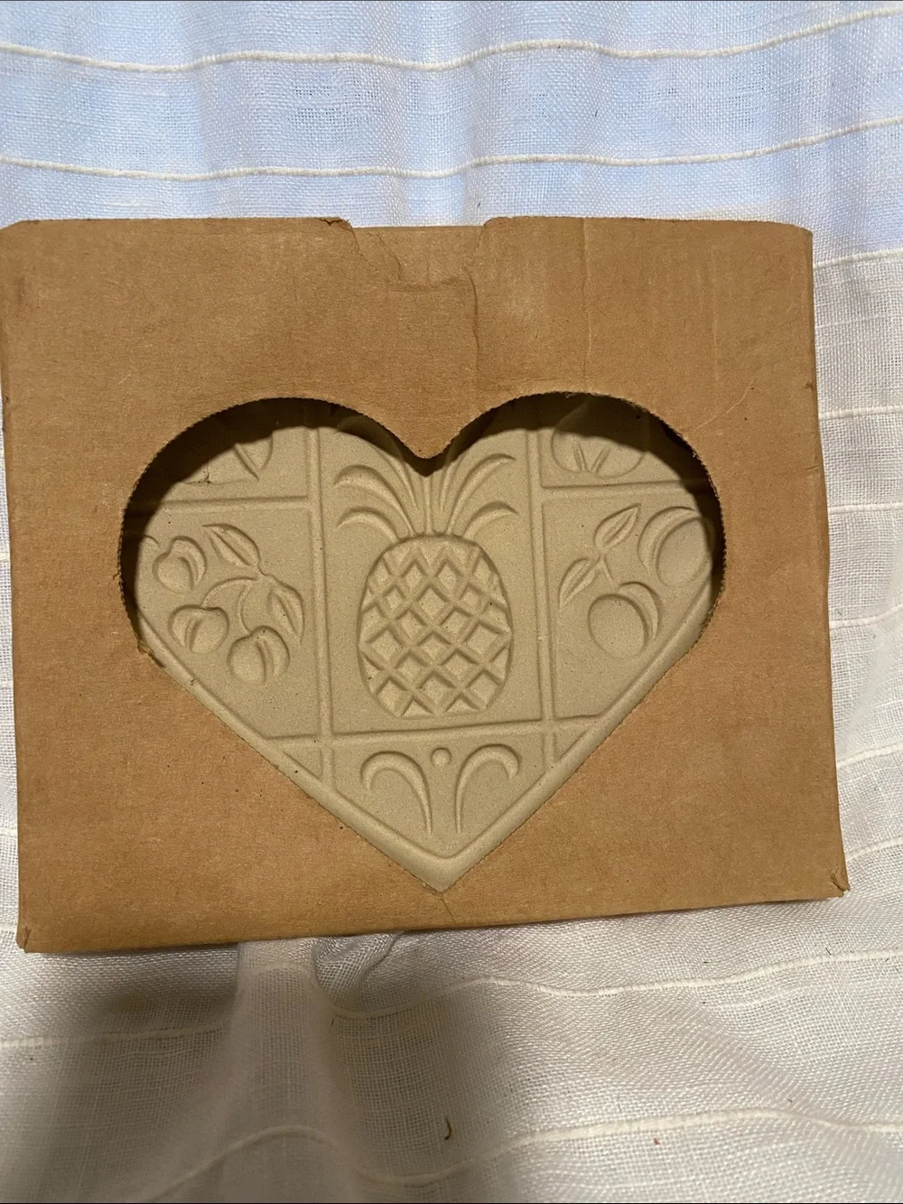 The Pampered Chef Heart-Shaped Cookie Mold in Tan